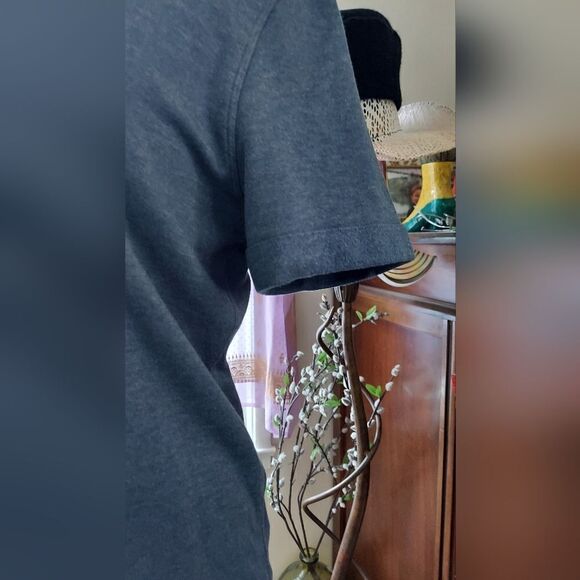 Kit and Ace Women's T-shirt Size S - Picture 3 of 11